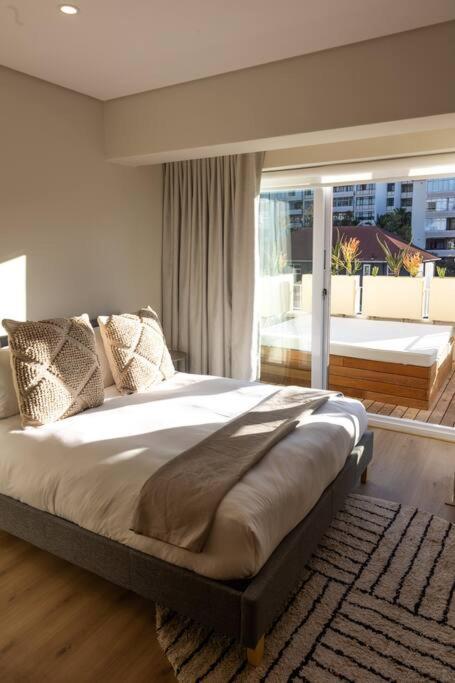 Magic On Main Apartment